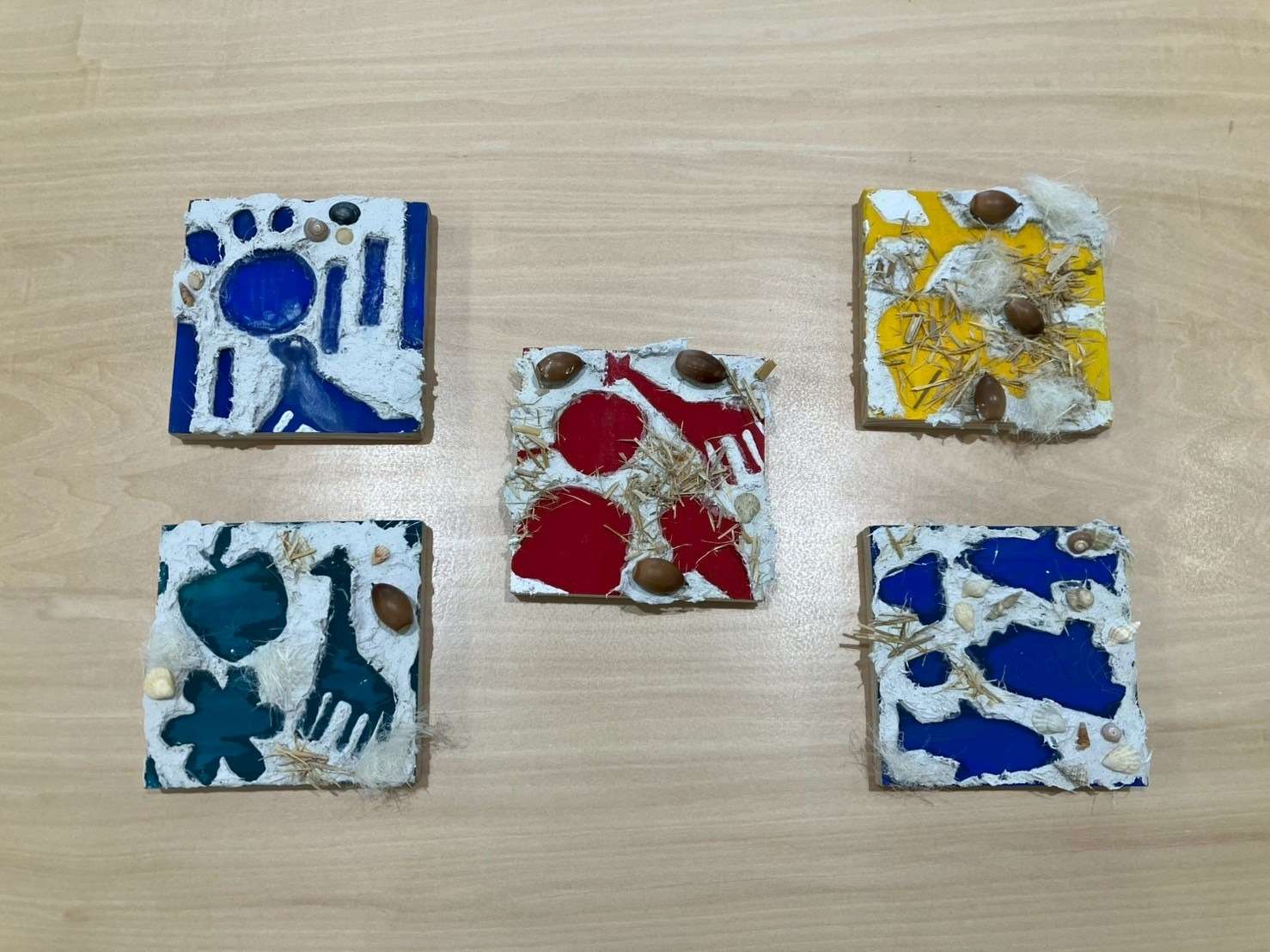 「武雄 旅 書店」様にて漆喰絵画体験のワークショップを開催しました！