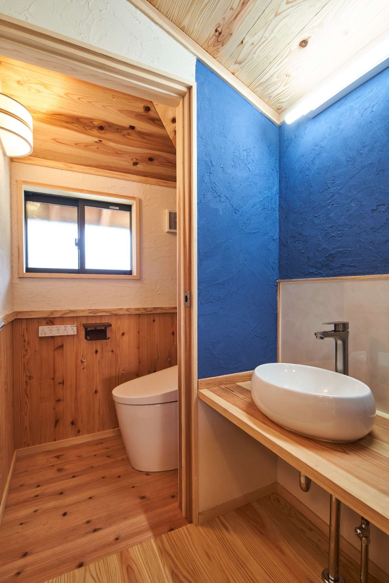 色が息づく。個性を纏った古民家